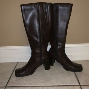 Nine & co. Dark brown leather riding boots size 7